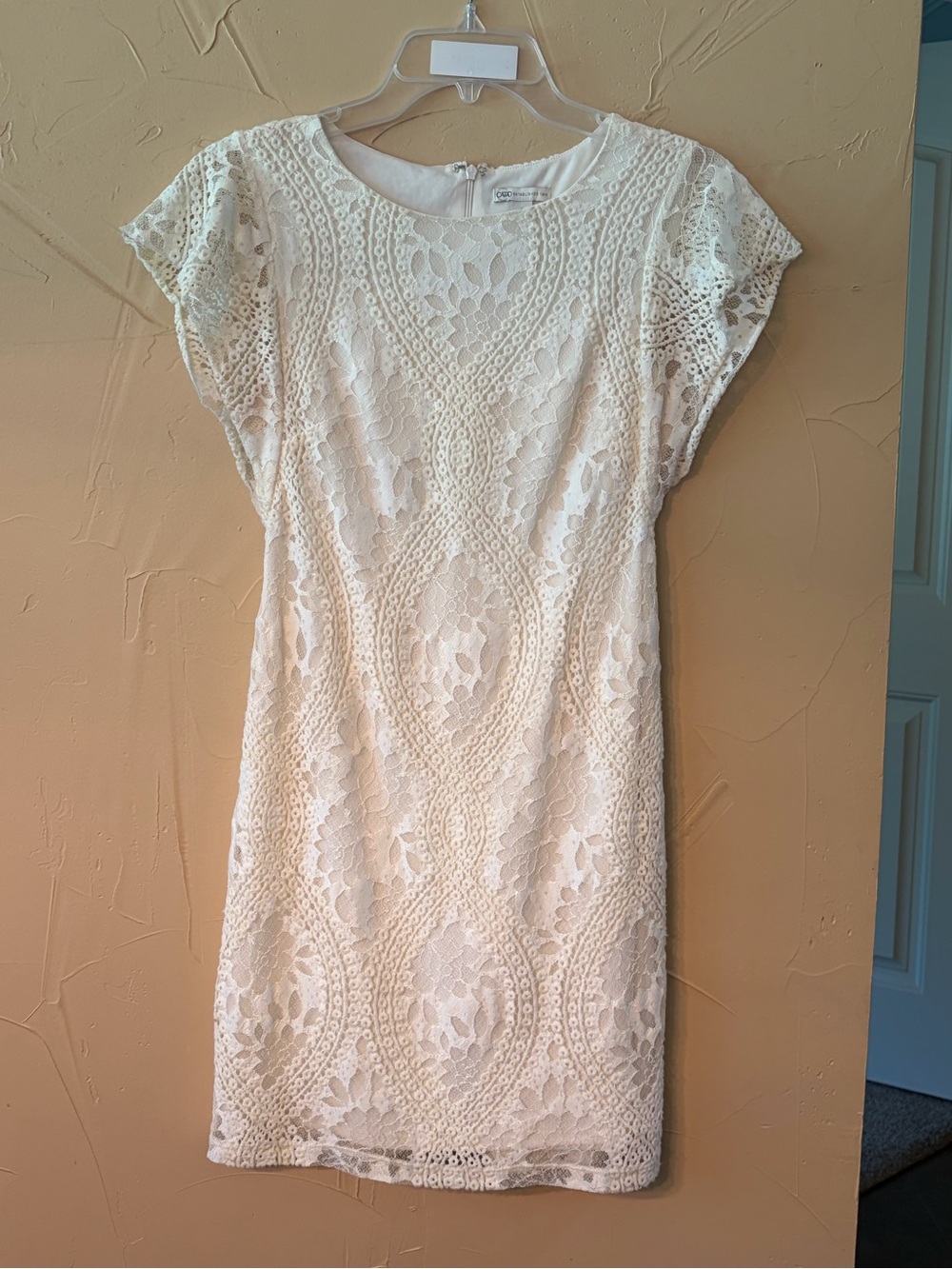 Cato Women’s Cream Lace Shift Dress